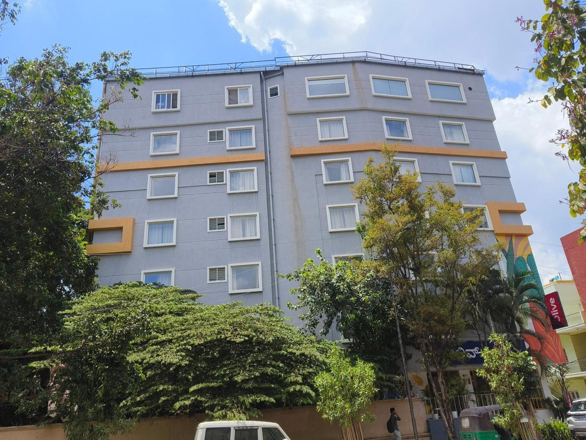 Olive Hotel Indiranagar By Embassy Group Bangalore Exterior foto